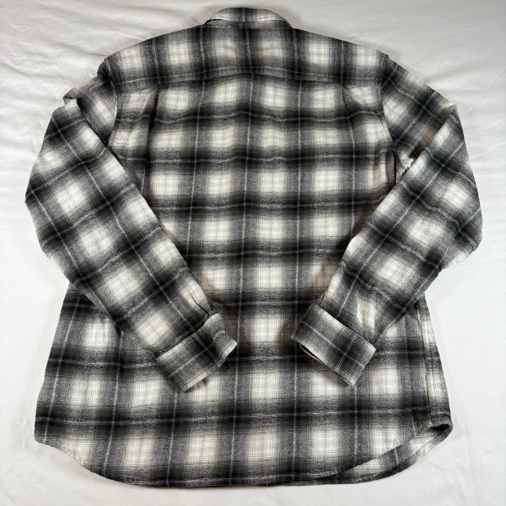 Lucky Brand Flannel Shirt Classic Fit Men's L Gray Plaid Button Up‎ Workwear - Picture 7 of 10